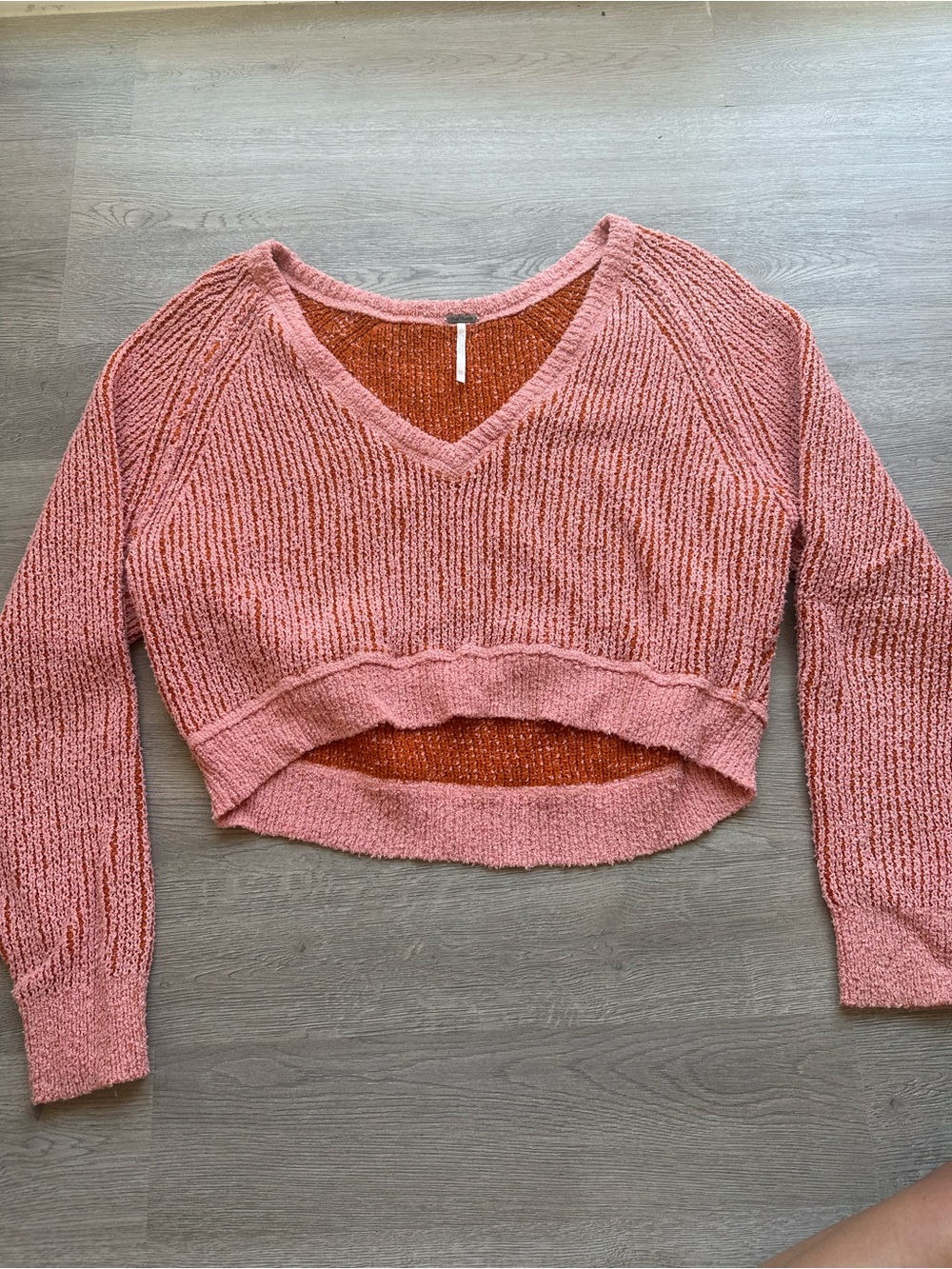 Free People Rose Pink V-Neck Cropped Sweater